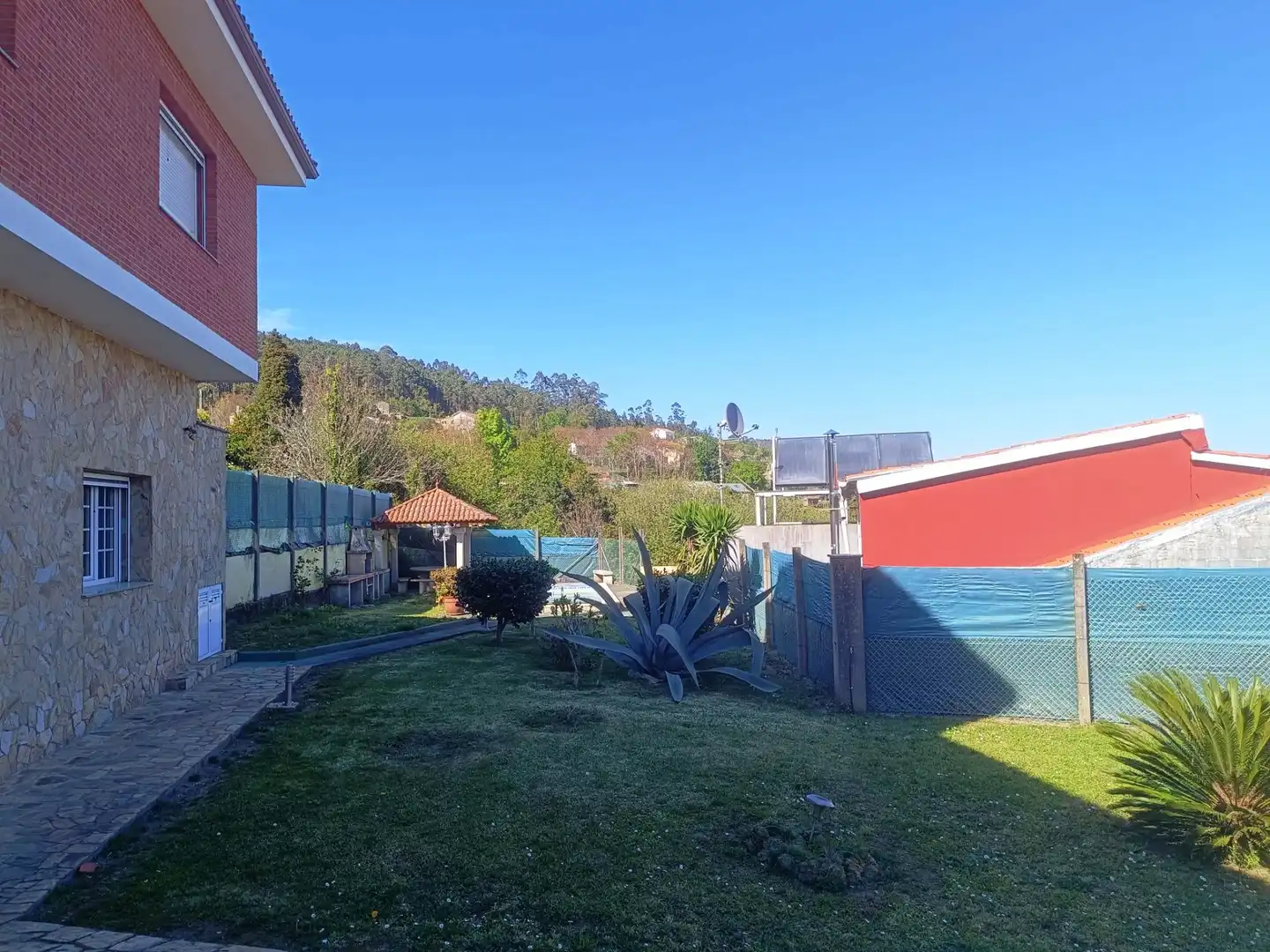 Jardín de Casa o chalet en venta en Outes con Calefacción, Jardín privado y Terraza