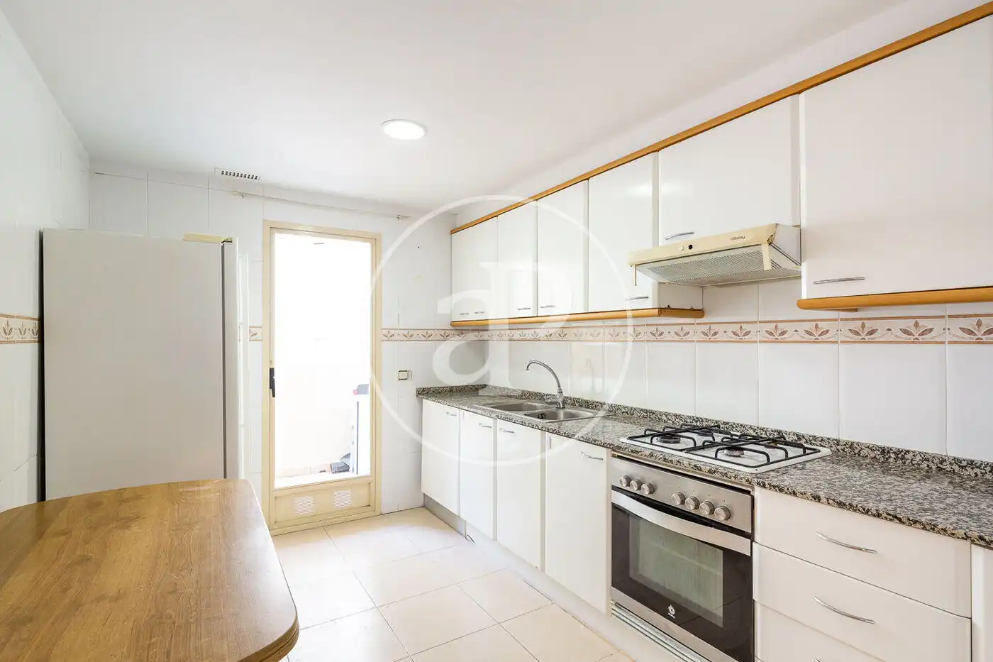 Cocina de Piso de alquiler en Valencia con Aire acondicionado, Calefacción y Amueblado