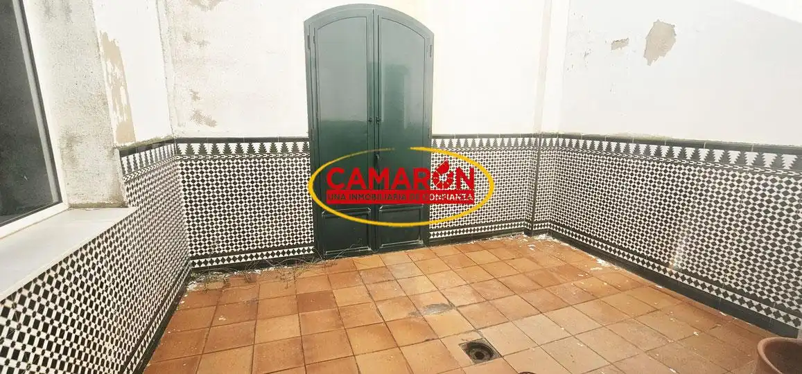 Jardí de Casa adosada en venda en Coria del Río amb Terrassa