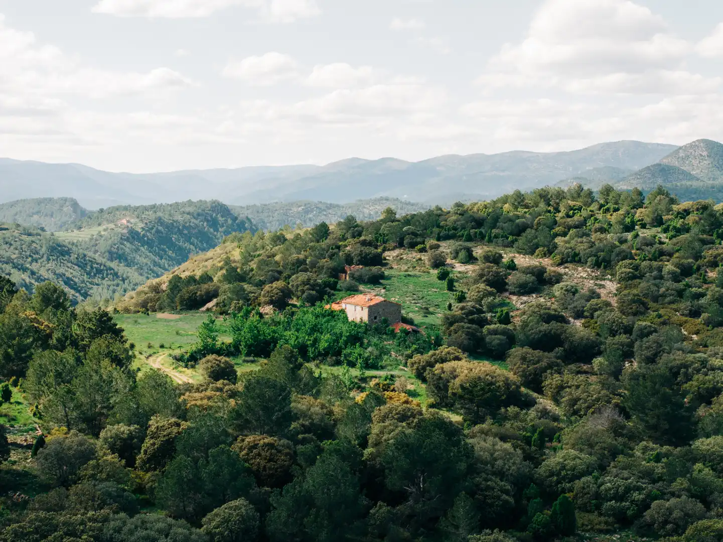 Casa rústica amb jardí en venda a N/A, imagen 2