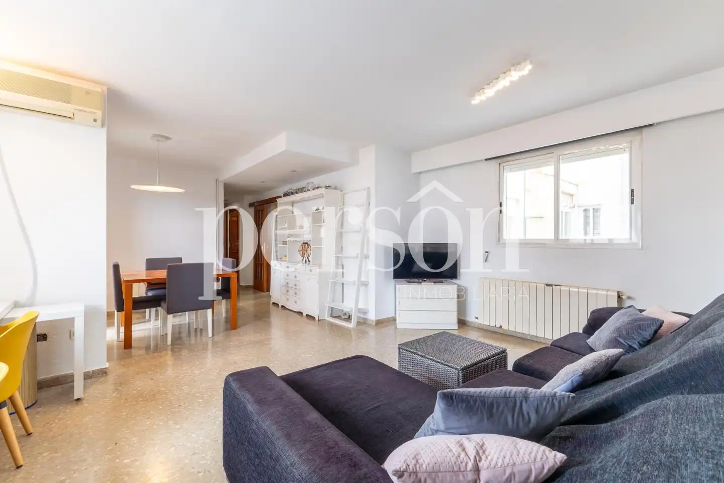 Sala de estar de Piso de alquiler en Valencia con Aire acondicionado y Amueblado