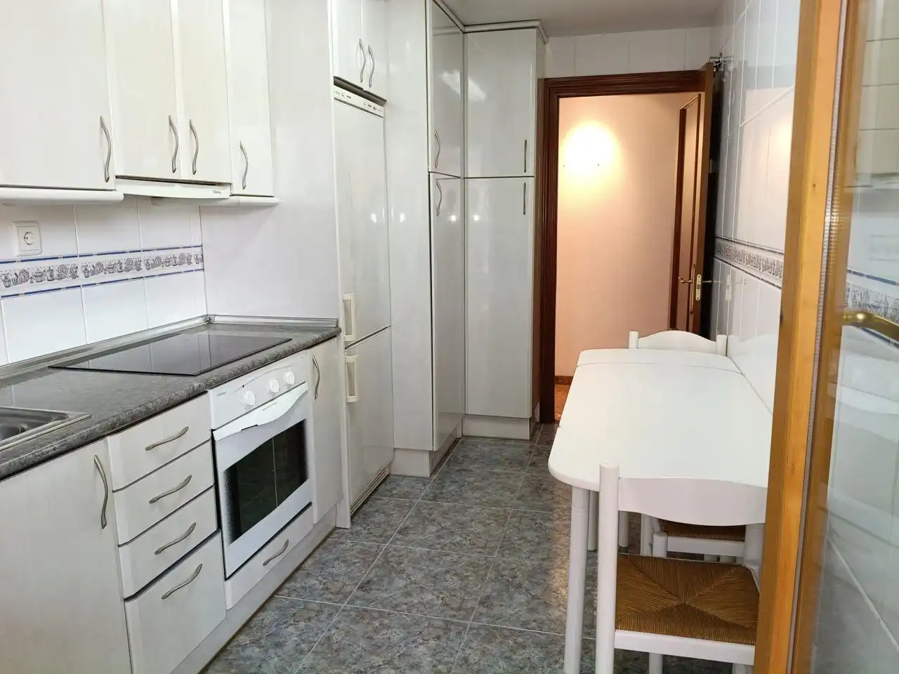 Flat for rent in Calle de Pedro Monton Puerto, Plaza de Toros - Barón de Warsage