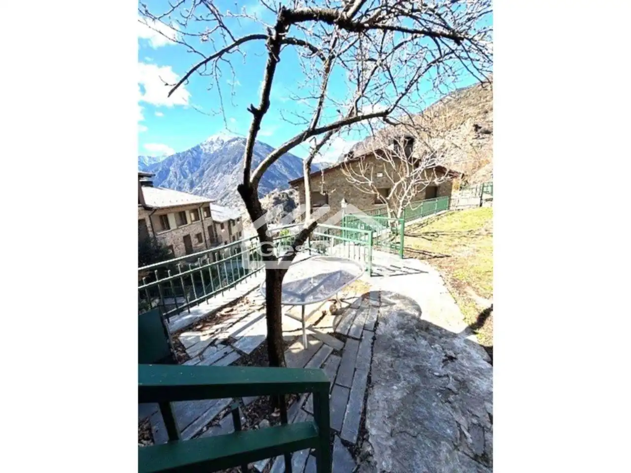Jardín de Casa adosada en venta en Escaldes – Engordany con Calefacción y Jardín privado