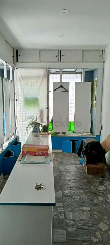 Cocina de Local en venta en Madrid