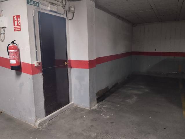 Garaje en Alquiler en Centro - Manguilla