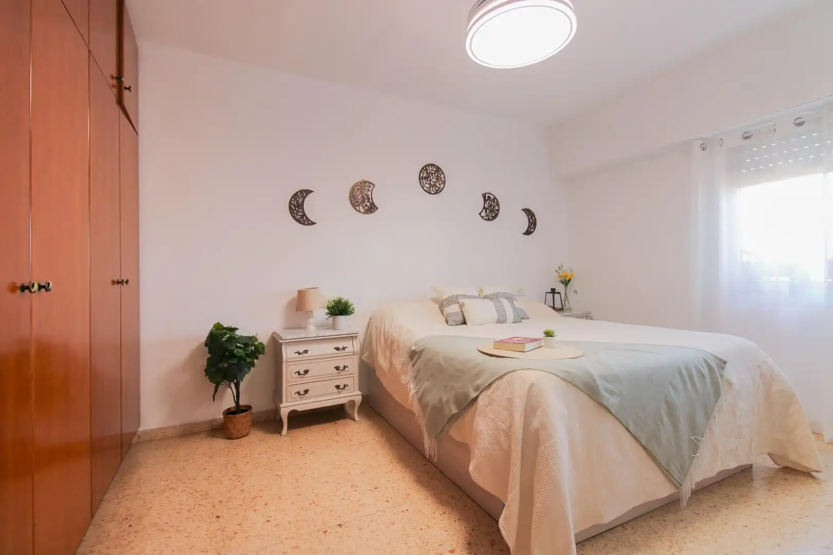 Bedroom of Flat for sale in La Pobla de Farnals  with Air Conditioner and Balcony