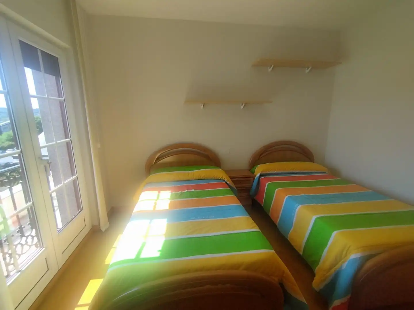 Dormitori de Apartament de lloguer en Lugo amb Calefacció, Terrassa i Traster