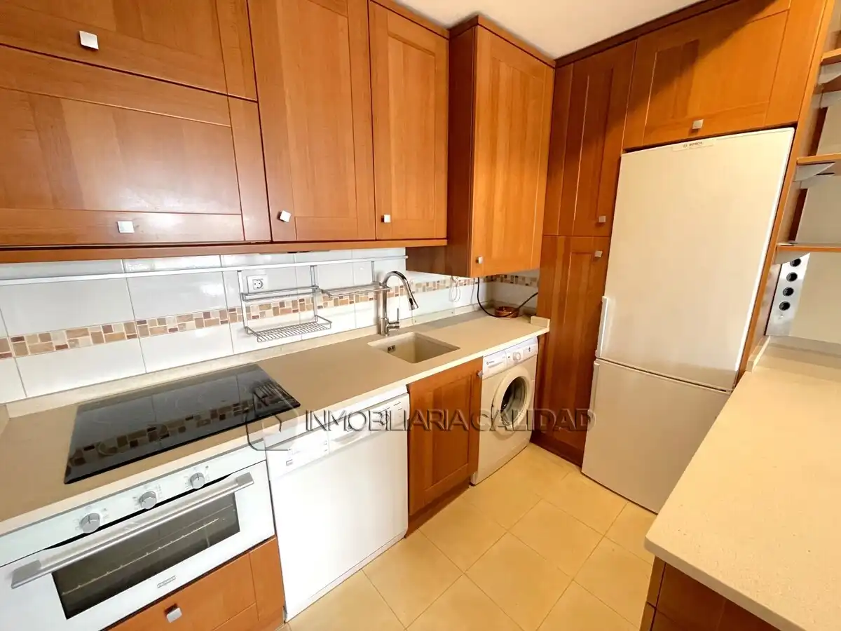 Küche von Wohnung zur Miete in Burgos mit Heizung, Terrasse und Abstellraum