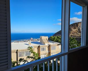 Exterior view of Flat for sale in  Santa Cruz de Tenerife Capital  with Balcony