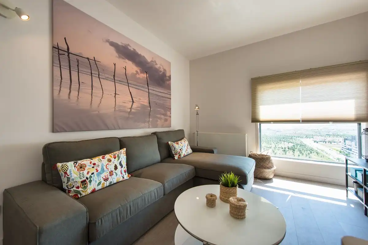 Living room of Flat for sale in Madrid  with Storage room