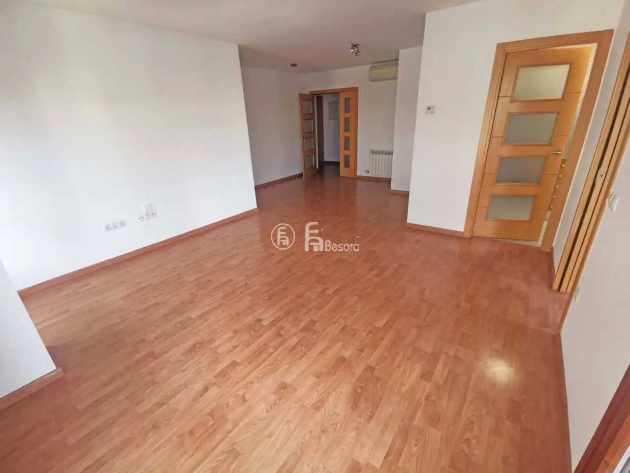 Flat for rent in Lleida  with Air Conditioner, Heating and Parquet flooring