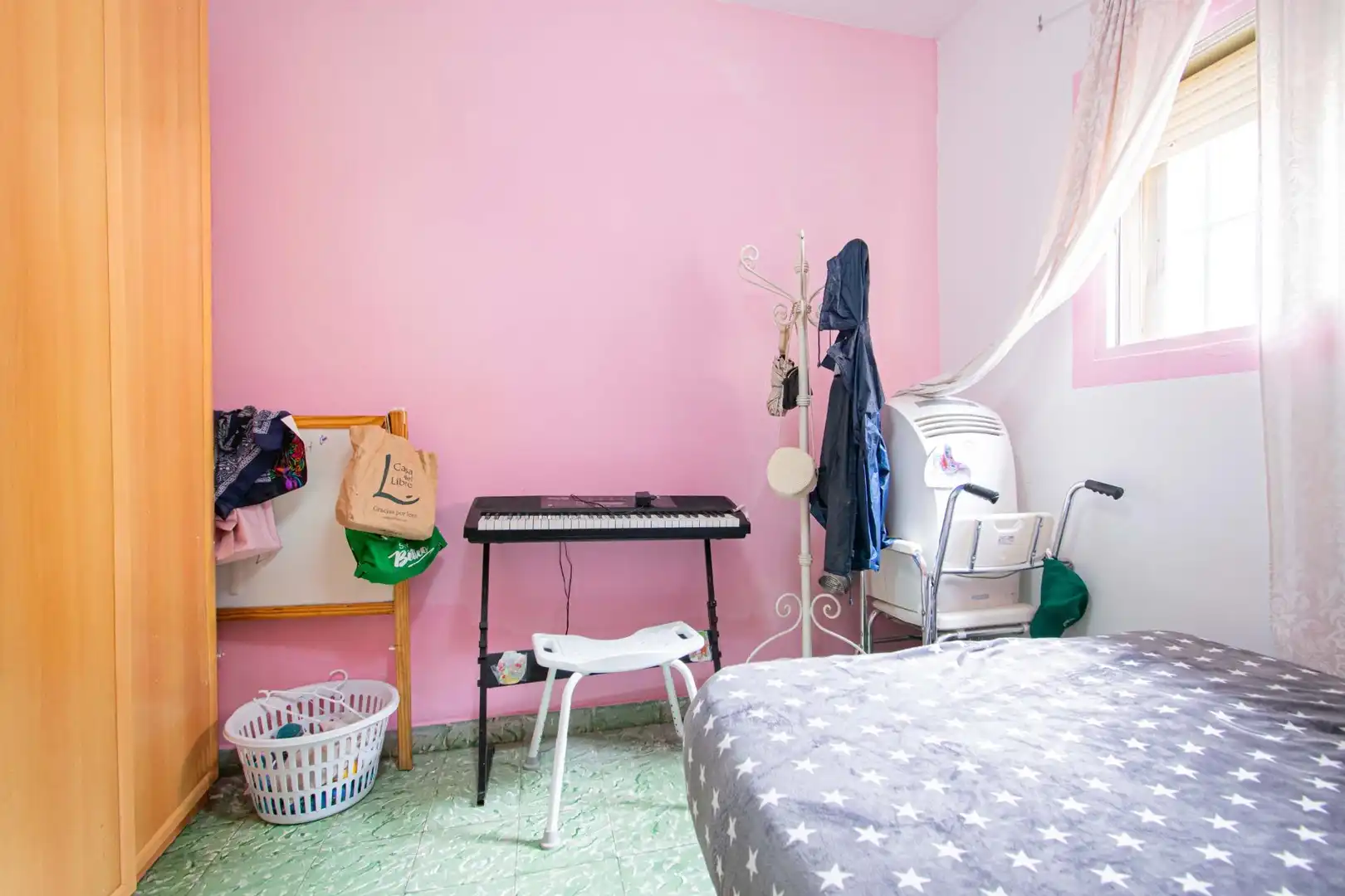 Bedroom of Houses for sale in Sevilla  with Air Conditioner