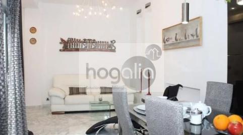 Photo 3 of Flat to rent in Cruz Roja, Sevilla