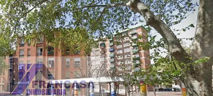 Vista exterior de Piso en venta en Badalona