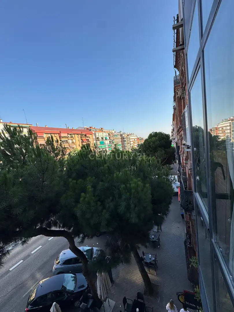 Vista exterior de Pis de lloguer en Madrid amb Aire condicionat
