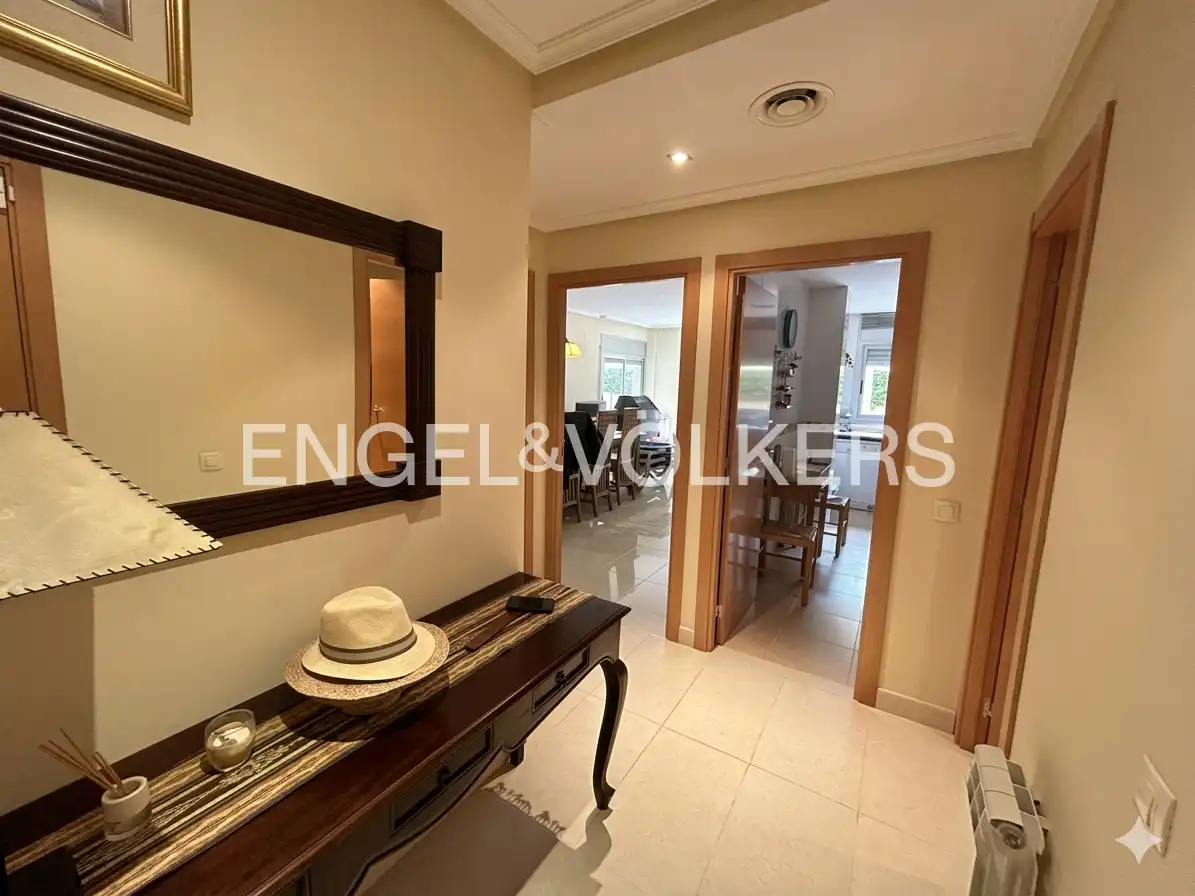 Piso en venta en Cubelles con Aire acondicionado, Calefacción y Jardín privado