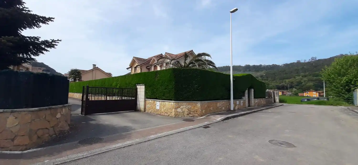 Casa o xalet en venda en Argoños  amb Calefacció