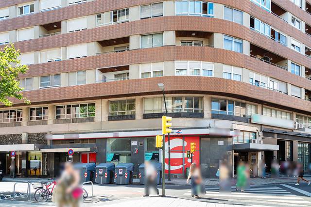 Local comercial en Alquiler en C/ César Augusto en Paseo Independencia