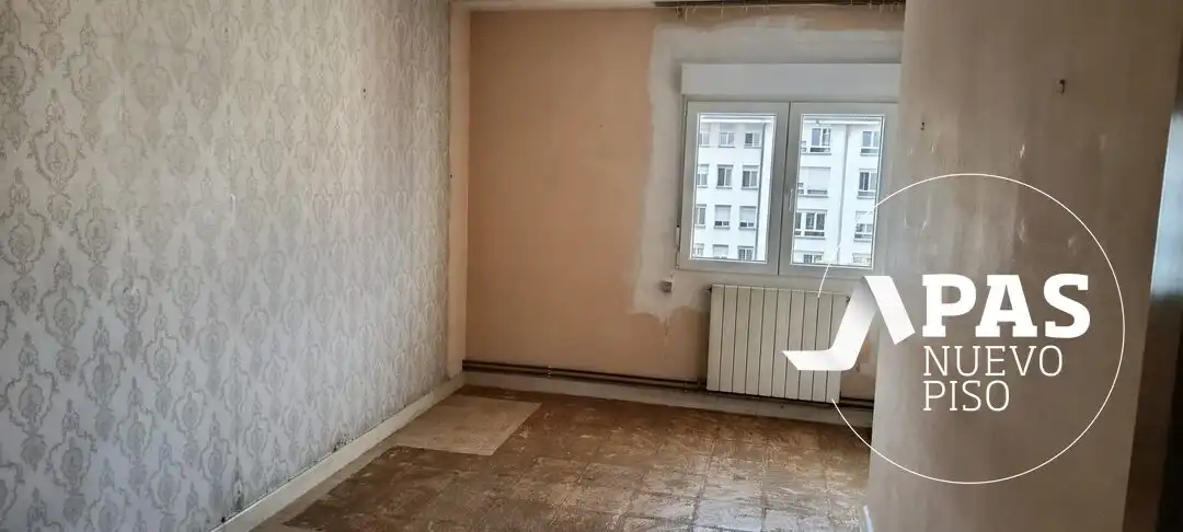 Bedroom of Flat for sale in Santander  with Heating and Terrace