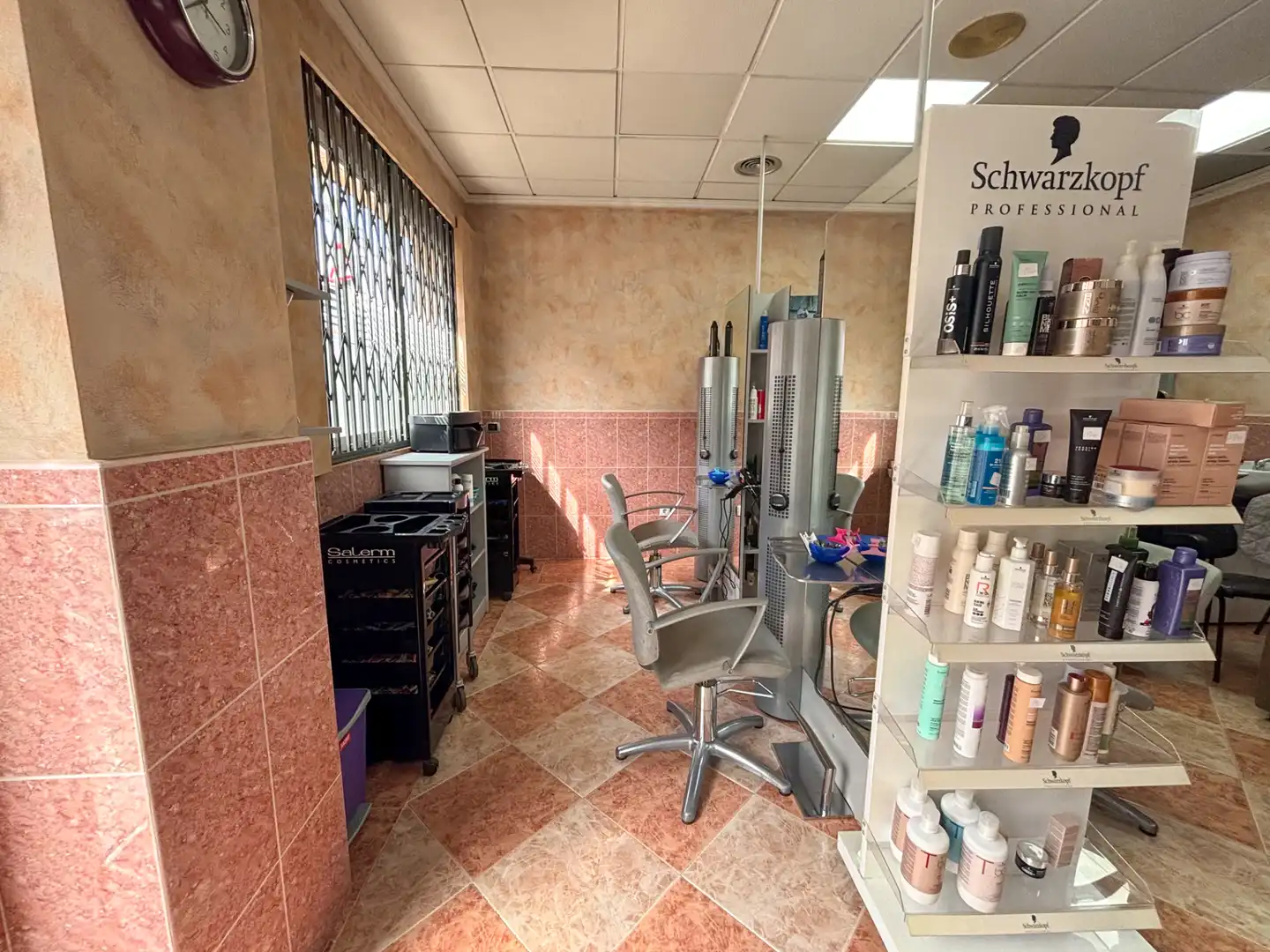 Business premises for transfer in Carrer de Pablo Iglesias, imagen 3