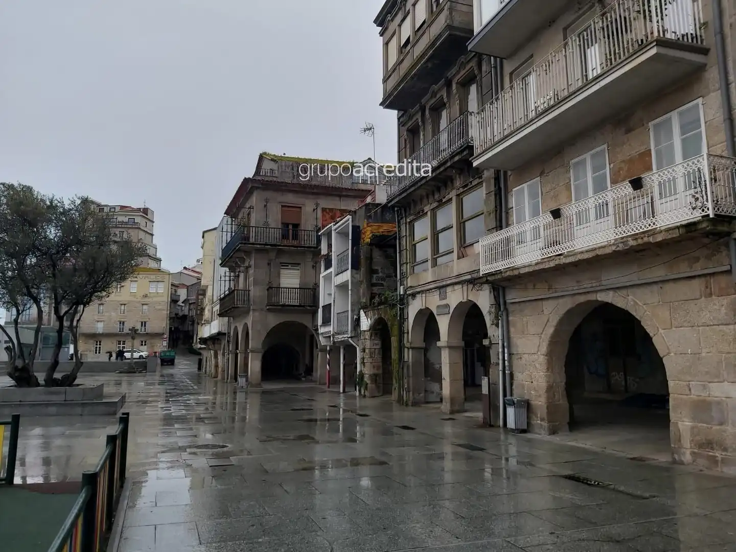 Vista exterior de Local en venta en Vigo 