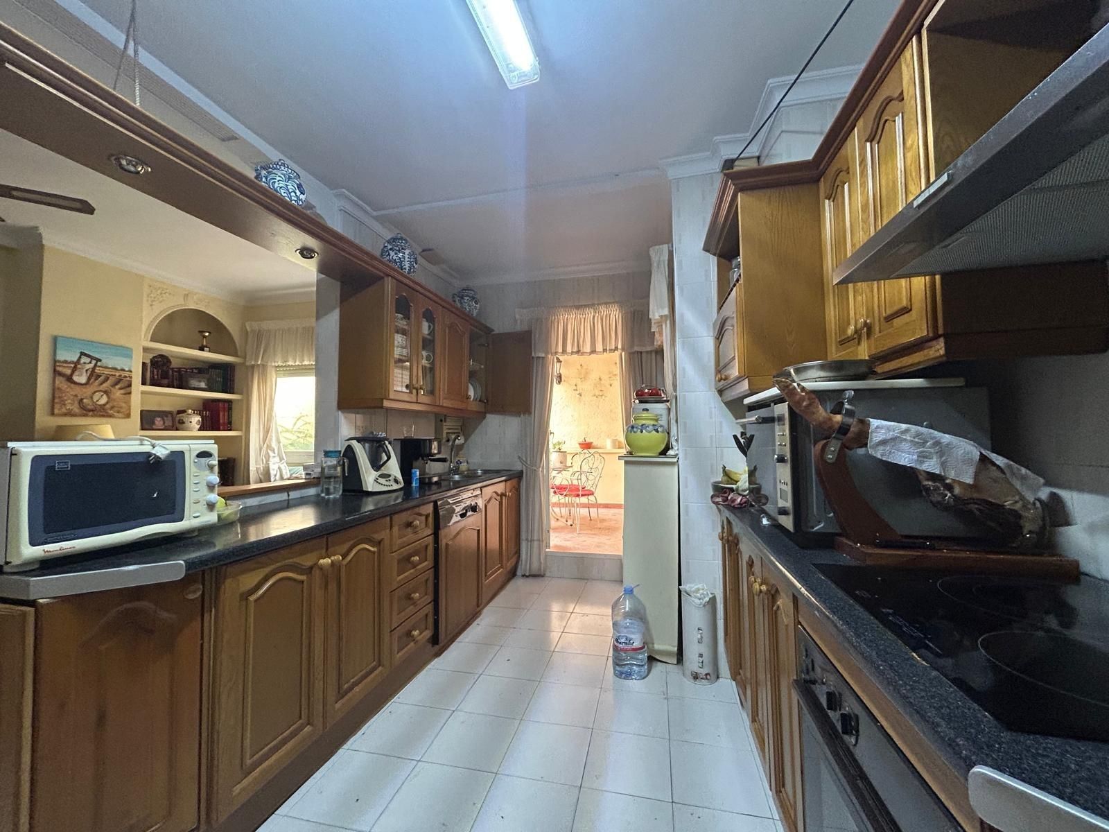 Cuina de Pis en venda en El Ejido amb Aire condicionat, Terrassa i Traster