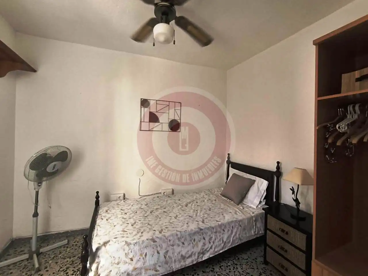 Habitación de Casa adosada en venta en Torrox con Terraza y Amueblado