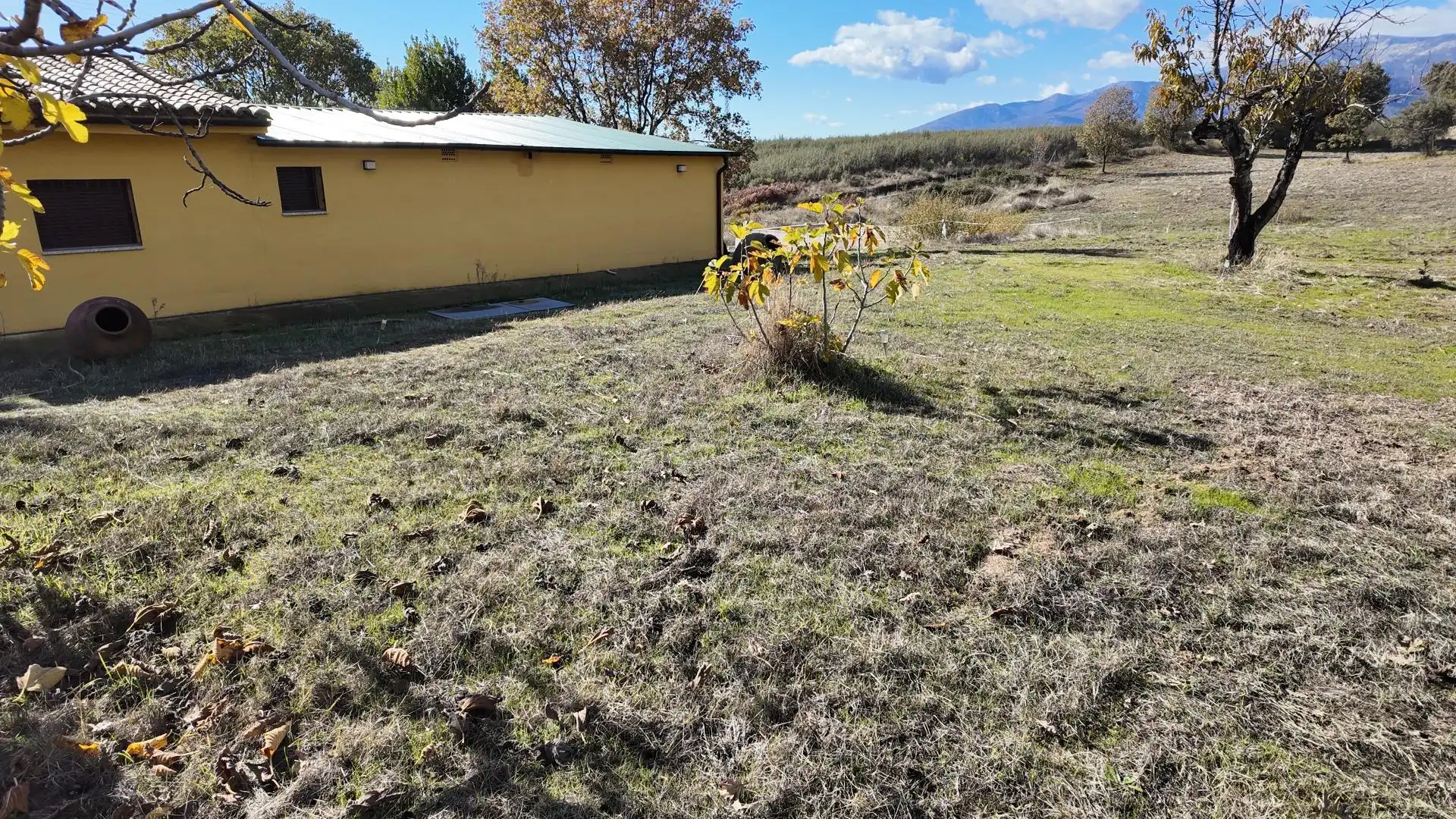 Houses for sale in Candeleda  with Heating, Storage room and Furnished