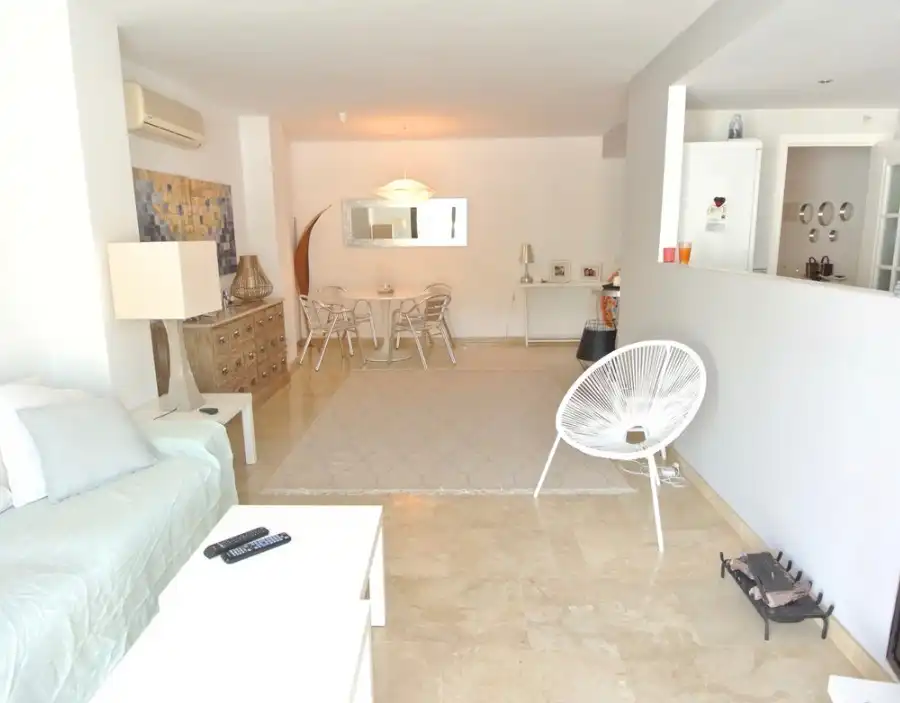 Wohnung mit Pool zum Verkauf in Río Real - Los Monteros, imagen 5