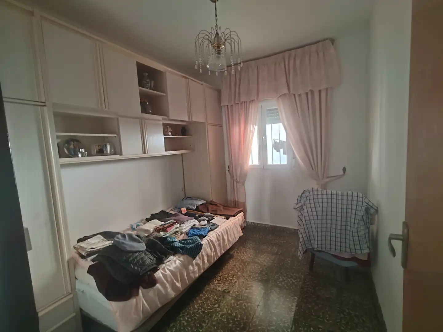 Habitación de Casa o chalet en venta en Baza con Amueblado