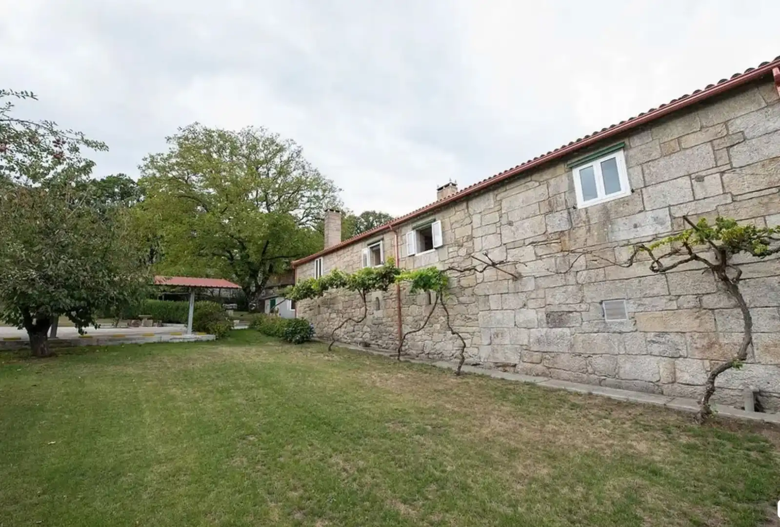 Jardí de Finca rústica en venda en Chantada amb Moblat