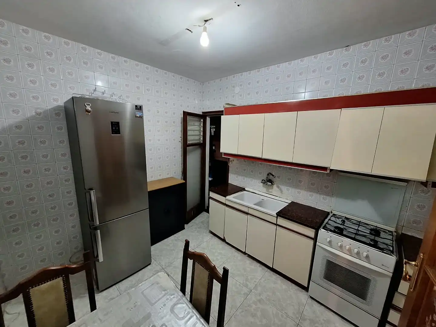 Cocina de Piso en venta en El Prat de Llobregat con Horno y Balcón
