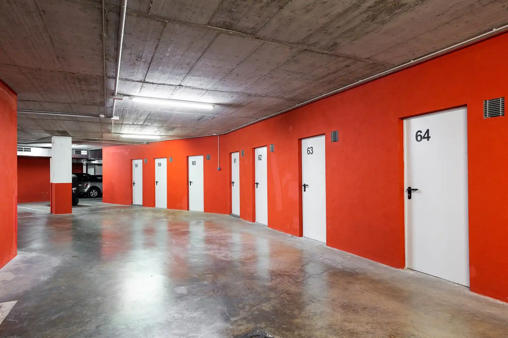 Individual with lift to rent in Carrer del Molí d'En Saborit 8, imagen 3