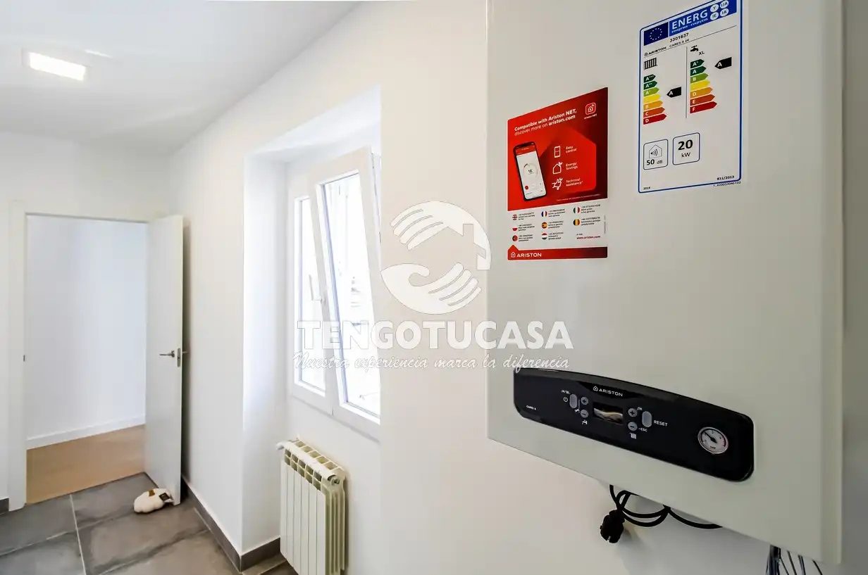 Flat for sale in Madrid  with Air Conditioner, Heating and Furnished