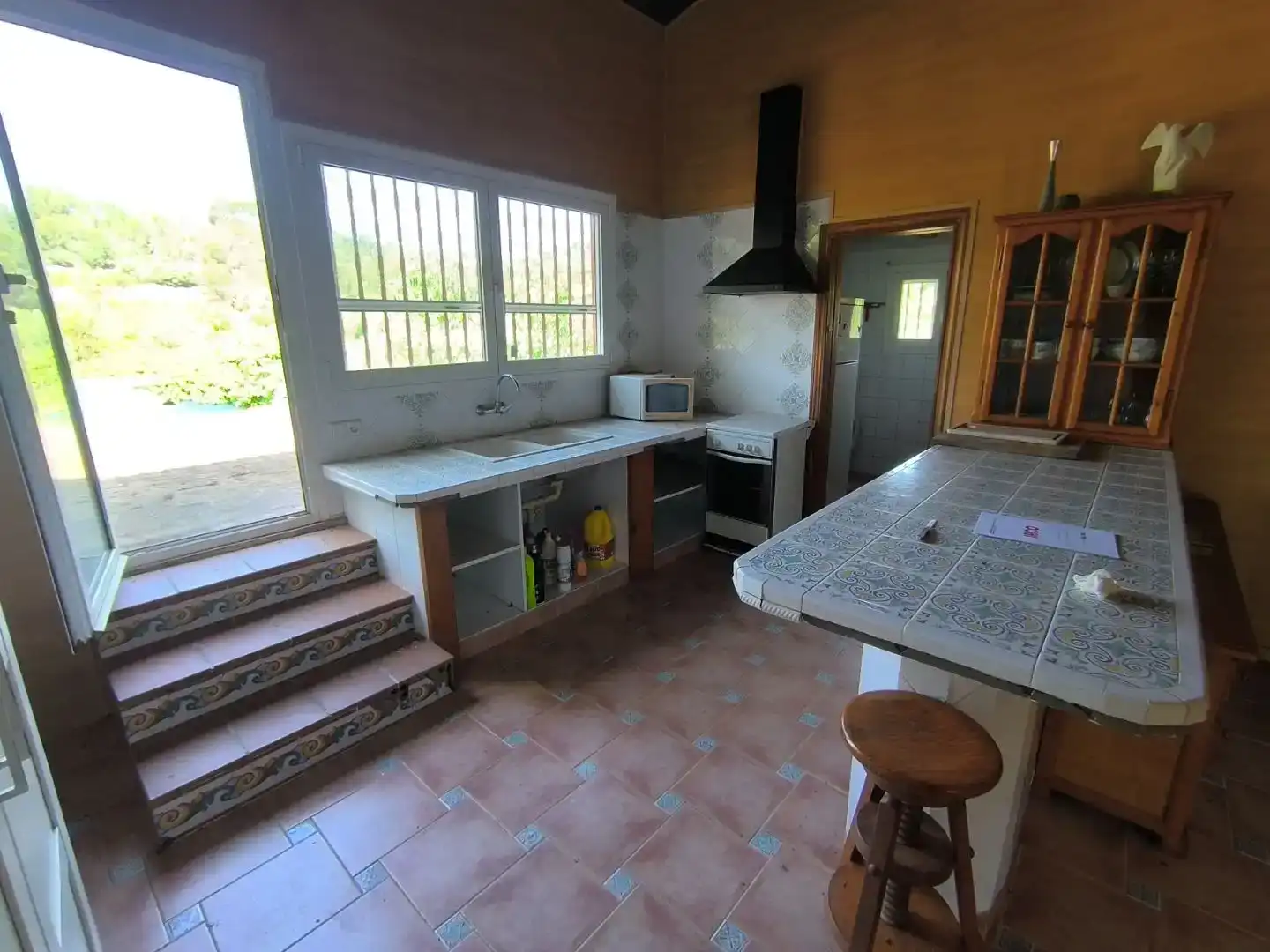 Cuina de Finca rústica en venda en Freginals amb Piscina