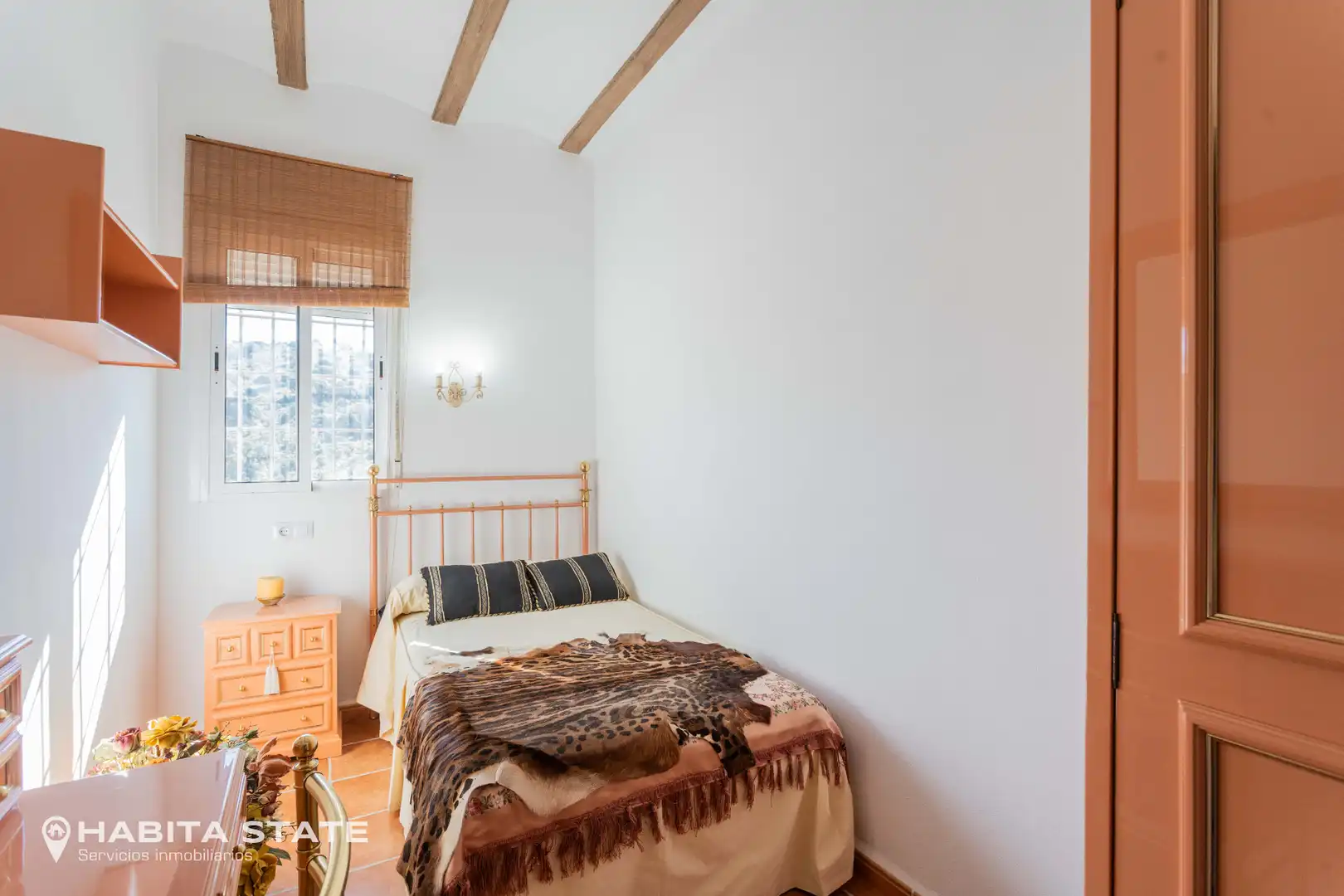 Dormitori de Casa o xalet en venda en Macael amb Jardí privat, Terrassa i Moblat