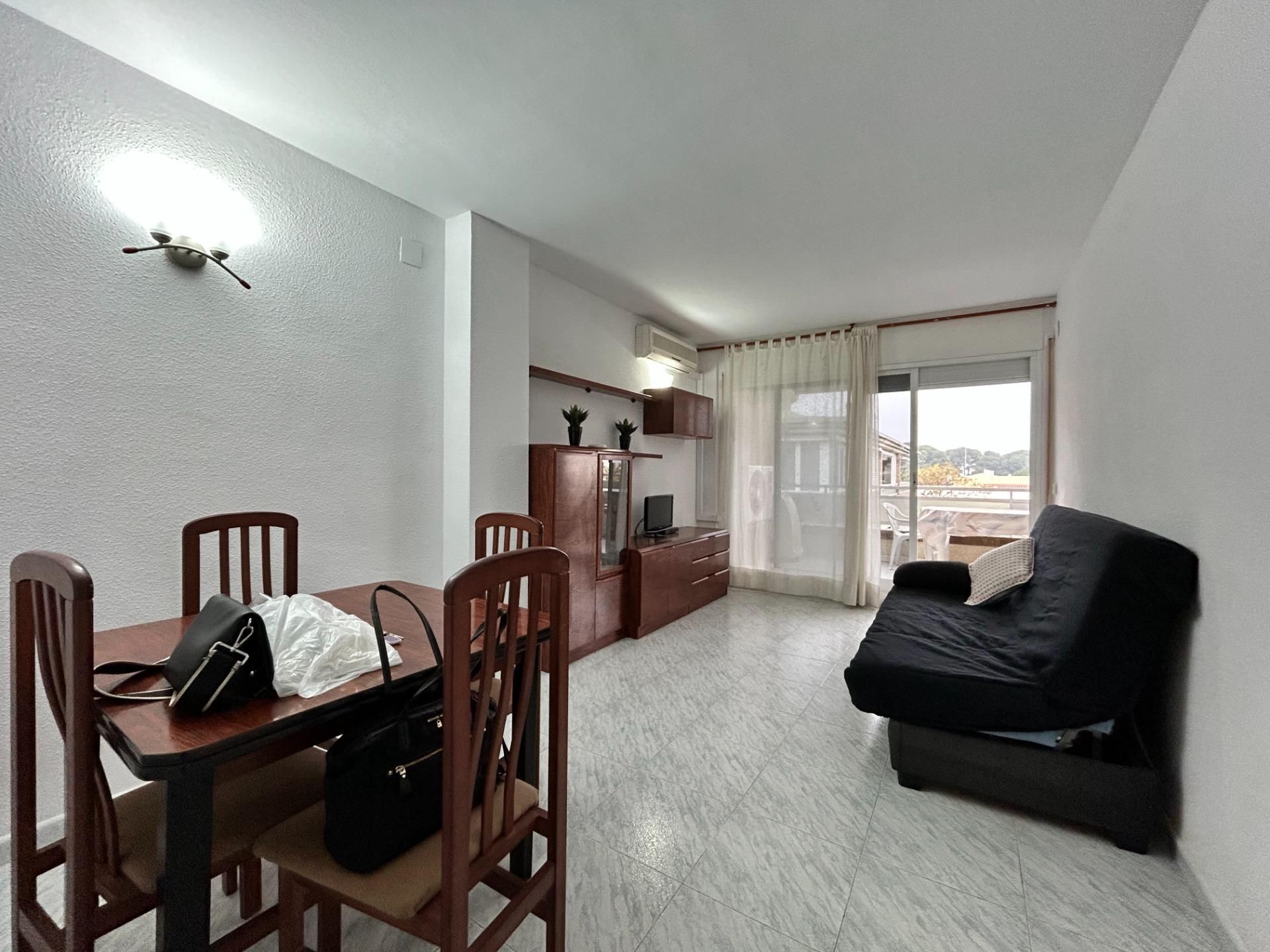 Living room of Apartment for sale in Cambrils  with Air Conditioner, Private garden and Terrace