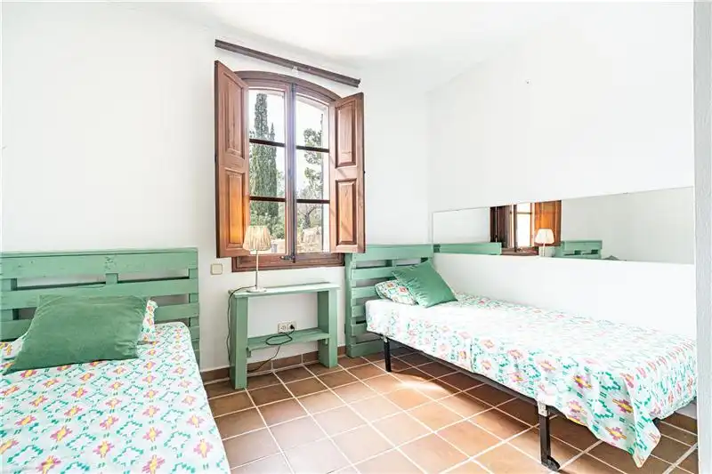 Schlafzimmer von Country house zum Verkauf in Calvià mit Heizung, Privatgarten und Terrasse