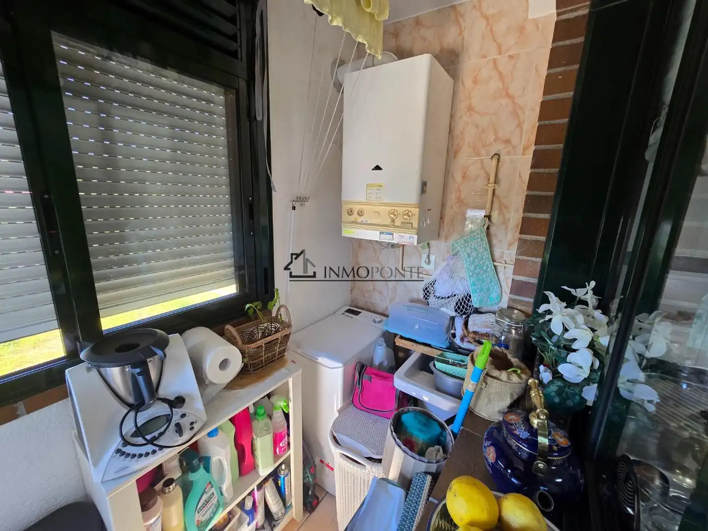 Terrassa de Pis en venda en Pontevedra Capital  amb Calefacció i Traster