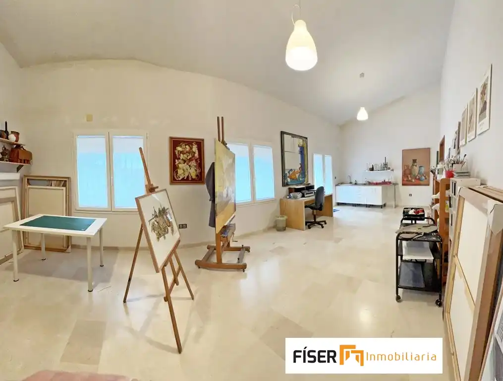 Sala de estar de Casa o chalet en venta en Los Santos de Maimona con Calefacción y Jardín privado