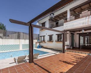 Vista exterior de Casa adosada en venda en Láchar amb Terrassa, Piscina i Balcó