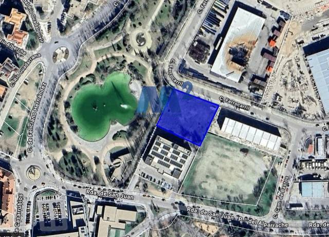 Terreno residencial en Venta en Vía Ferrocarril en La Dehesa - El Pinar