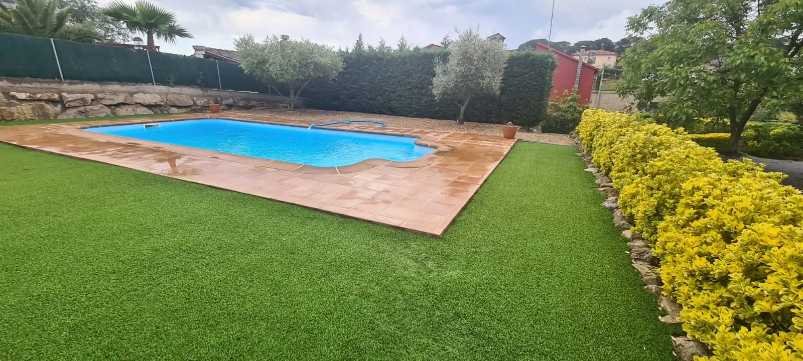 Swimming pool of Houses for sale in Caldes de Malavella  with Air Conditioner, Heating and Private garden