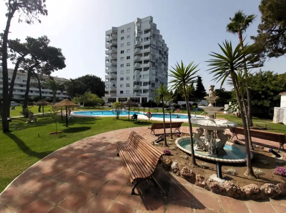 Piscina de Apartamento en venta en Mijas con Aire acondicionado, Trastero y Amueblado