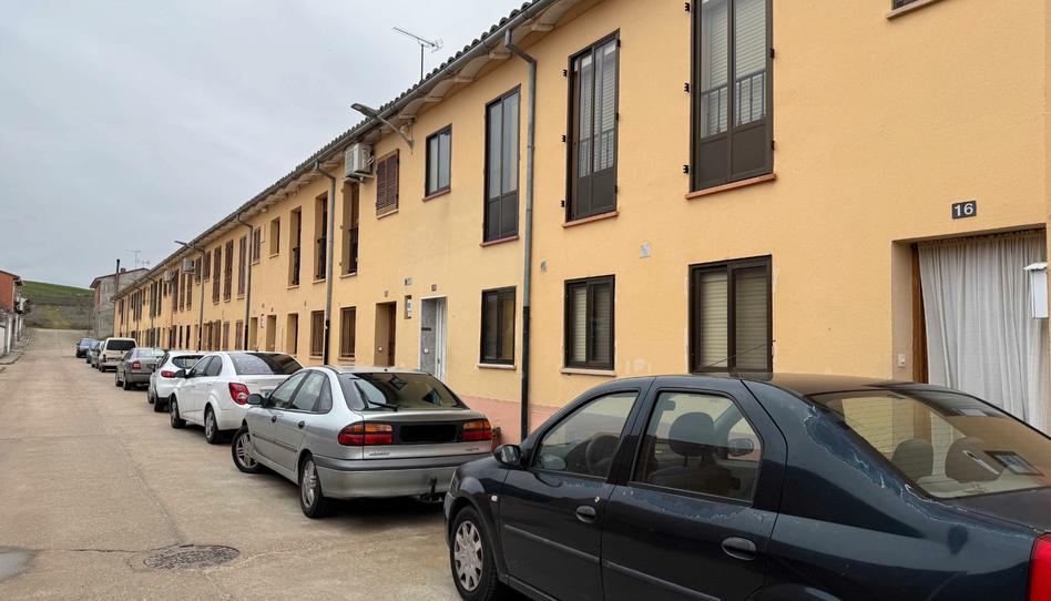 Foto 1 de Casa adosada en venda a Calle Palomar, 16, Pollos, Valladolid