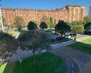 Vista exterior de Pis de lloguer en Gijón  amb Calefacció i Moblat