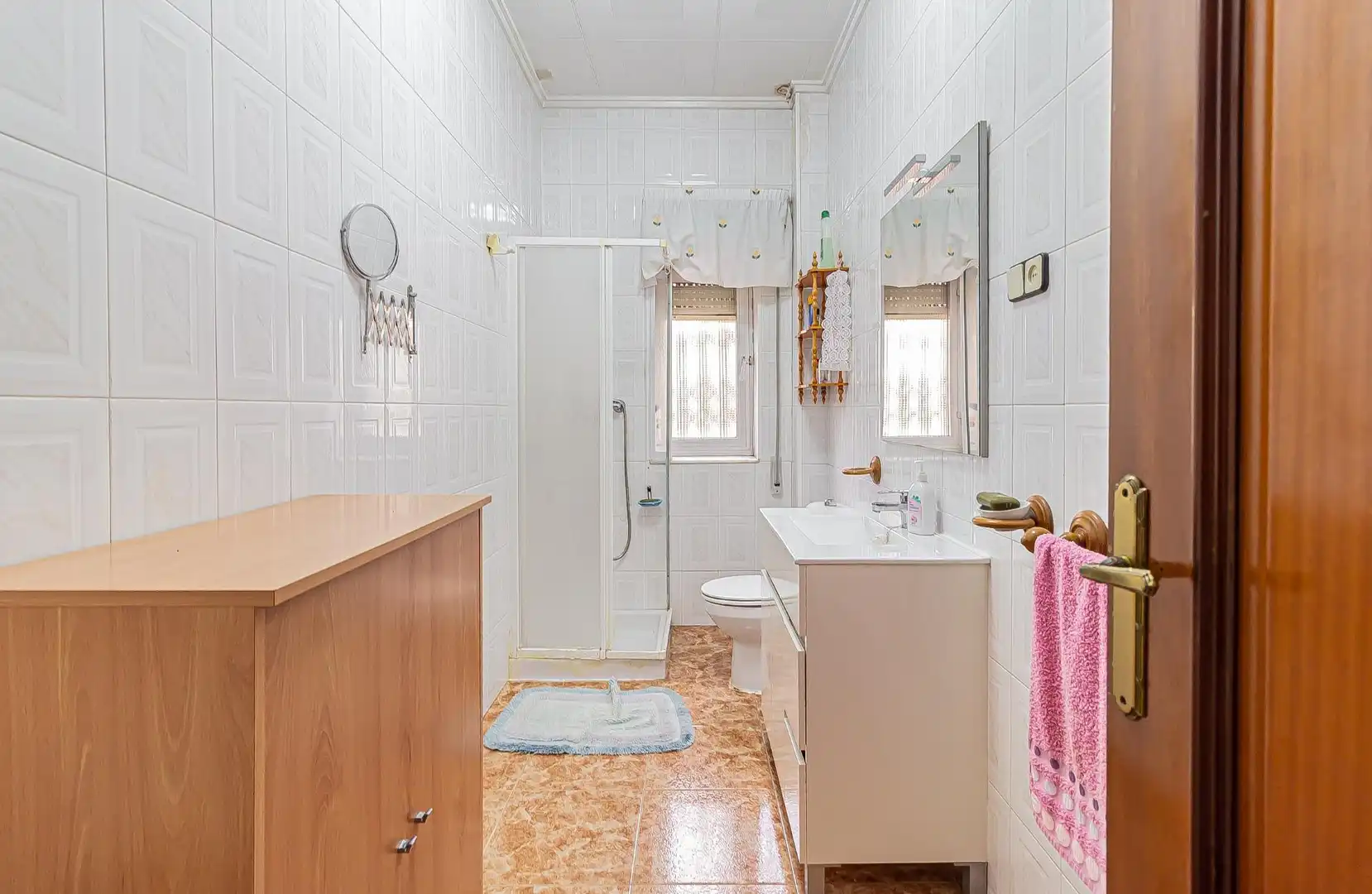 Badezimmer von Einfamilien-Reihenhaus zum Verkauf in Cartagena mit Privatgarten, Abstellraum und Balkon