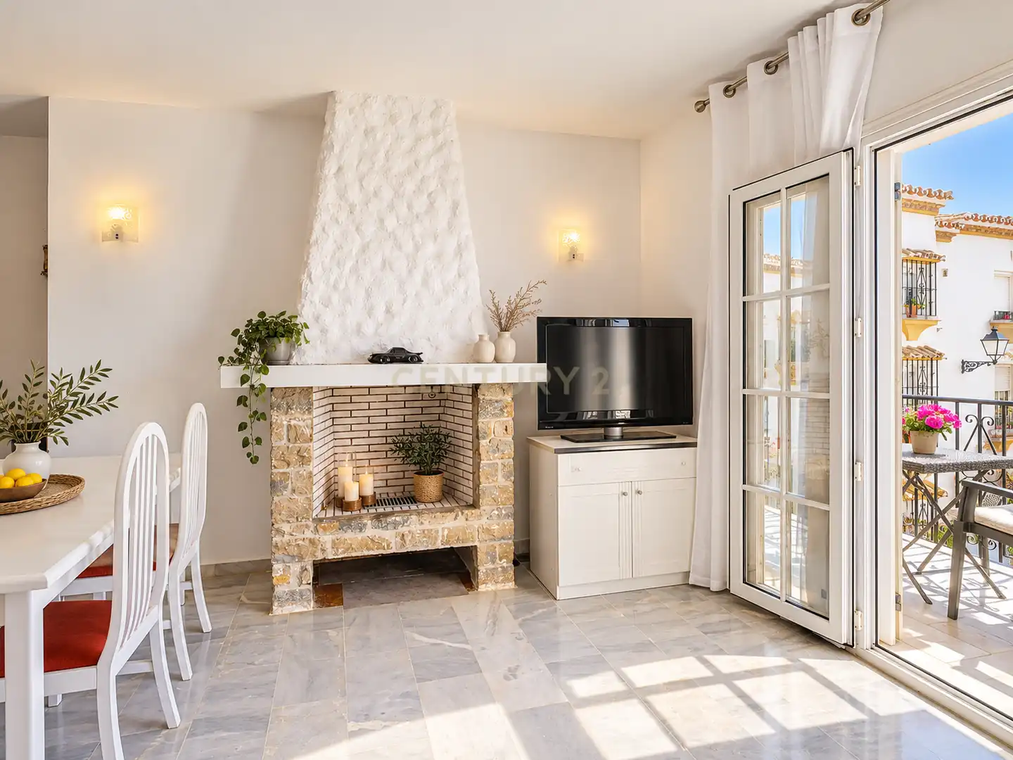 Sala d'estar de Apartament en venda en Benalmádena amb Aire condicionat i Piscina