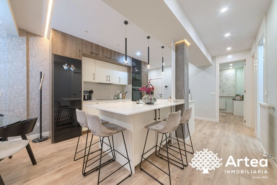 Kitchen of Flat for sale in Bilbao   with Heating and Terrace