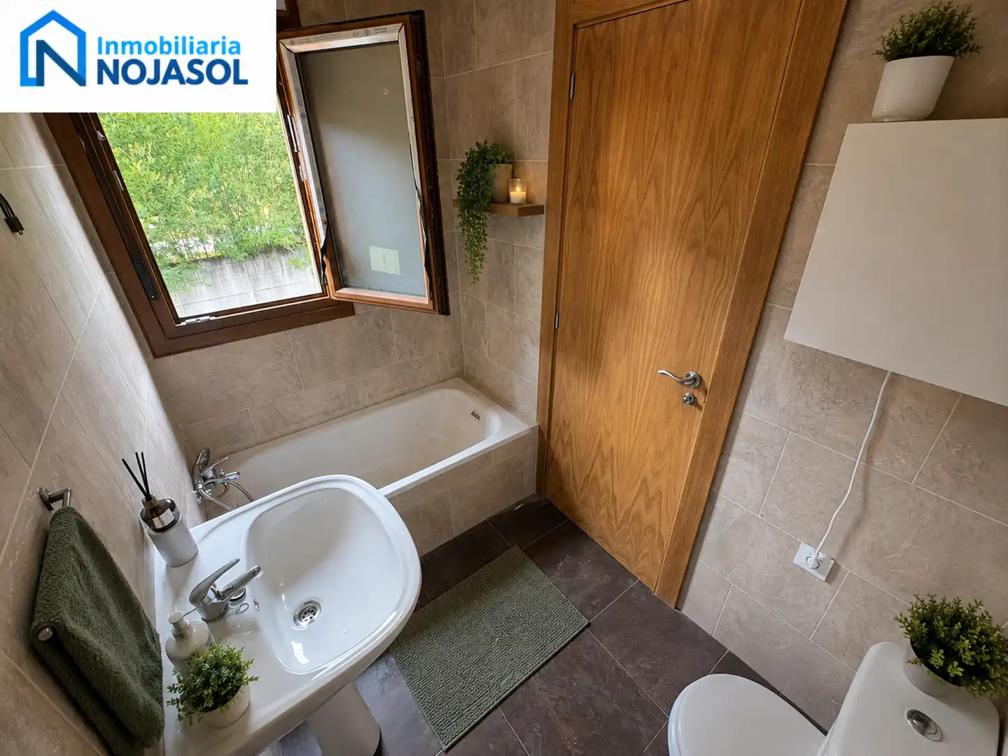Casa adosada en venta en CA-261, 28, Ruesga